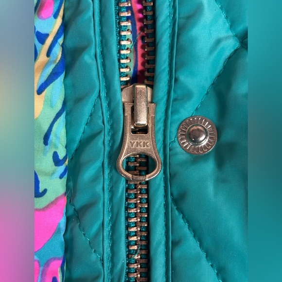 Lilly Pulitzer Getaway Quilted Vest in Jade green color gold-toned buttons XXS - Picture 6 of 14